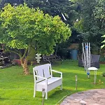 All-In-One Apartment Mit Eigener Sonnenterrasse Im Garten